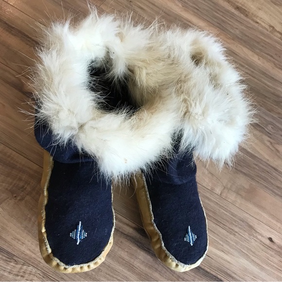 Indigenous Vintage Hand crafted bootie leather/felt/fur/beaded. Men 10.5 Lady 11 - Picture 8 of 14